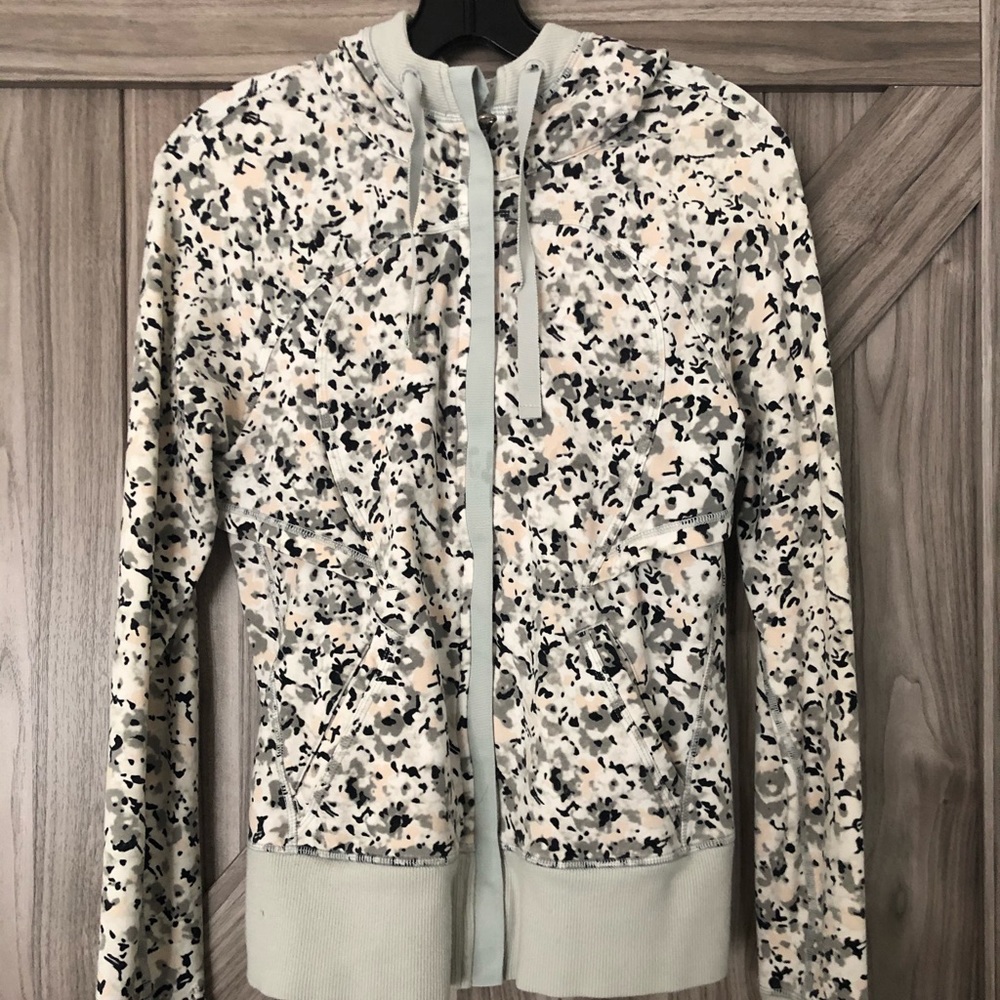 Lululemon pink and gray camo sweatshirt